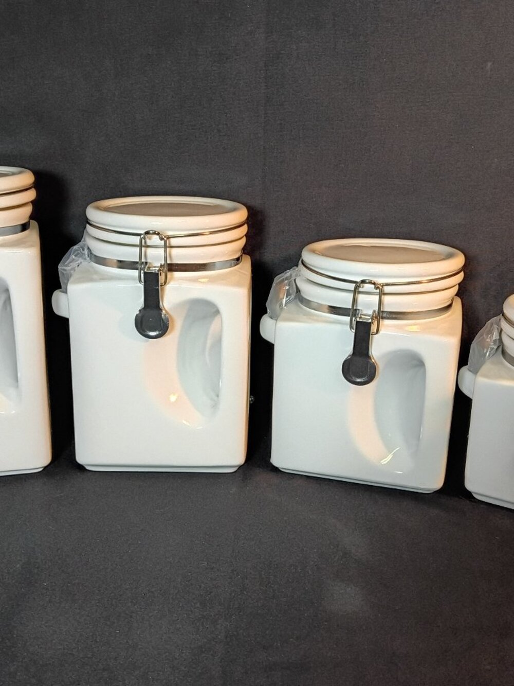 NEW 4pc White Ceramic Kitchen Canister Set Clamp Lids Metal Scoops Airtight